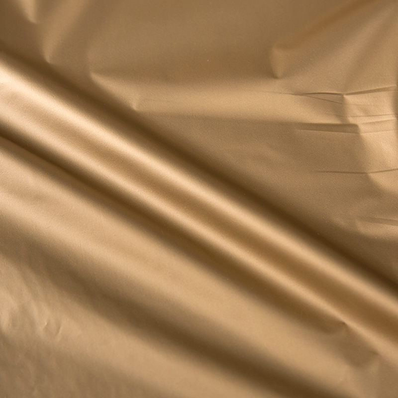 Lavt åndbar 2 lag 100% blackout TPU -film til gardin mørkebrun + sort maskeringsfilm